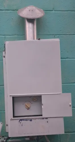 Vendo aquecedor a gás resiresidencial por  R$150