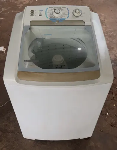 Máquina de lavar Electrolux 12kg