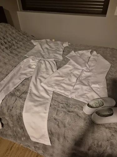 DOAÇÃO: Roupas estágio (P) e calçado n° 35.