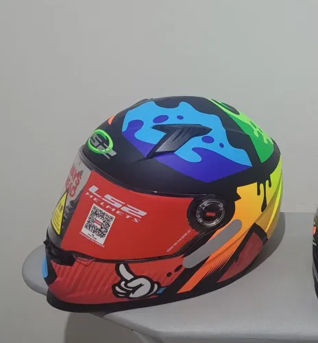 Capacete LS2, Master Piece, fosco.