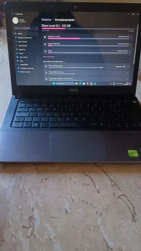 Notebook DELL com placa de vídeo dedicada