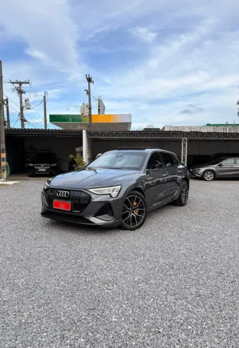 Audi E-Tron Performa. Black Aut. (elétrico) 2020