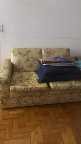 Sofá dois lugares