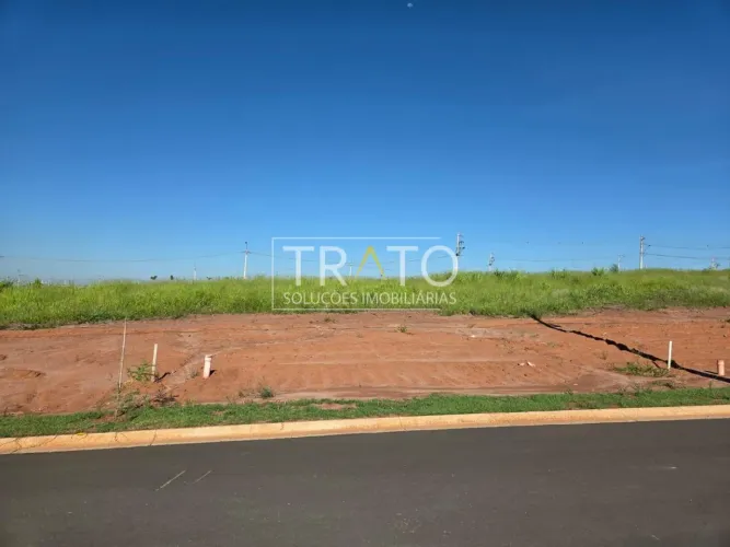 Terreno à venda no Condomínio Império do Café