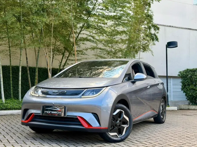BYD Dolphin EV (Elétrico) 2024
