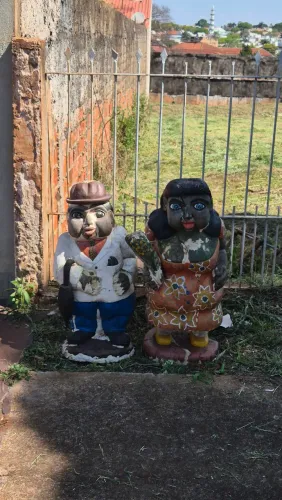 Bonecos de Jardim