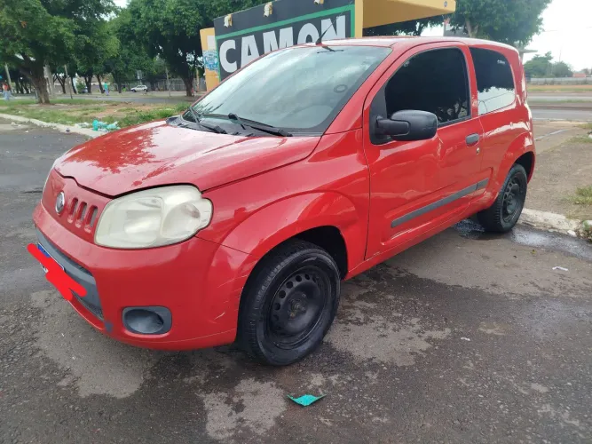 Fiat Uno Vivace Celeb. 1.0 EVO F. Flex 8V 3P 2013