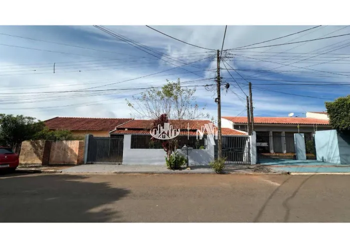 Casa com 3 Quartos à venda por R$ 495.000 - Monte Belo - Londrina/PR