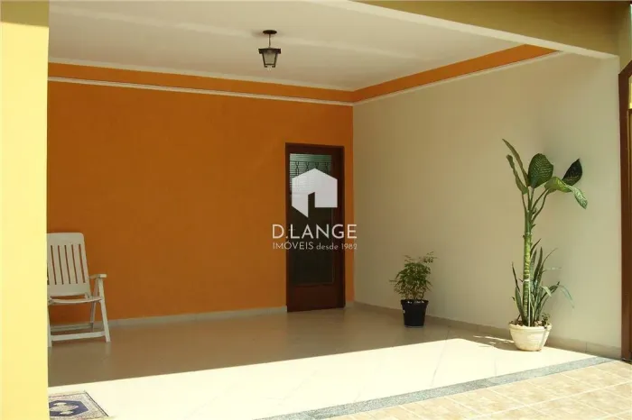 Casa à venda no bairro Parque Via Norte em Campinas