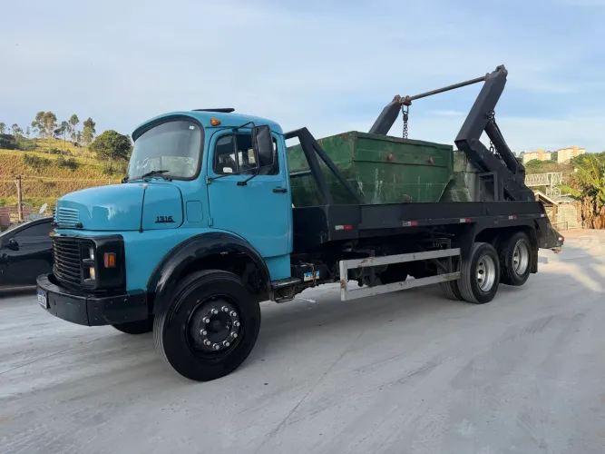 Mercedes bens 1318