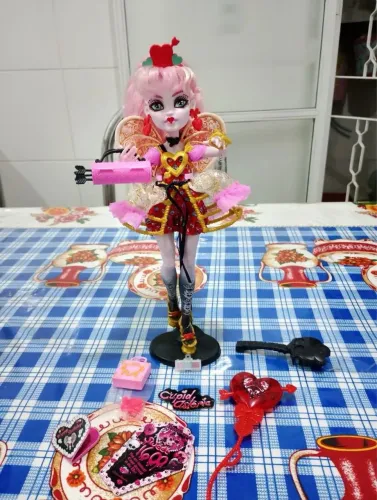 Cupido g3 - Monster High