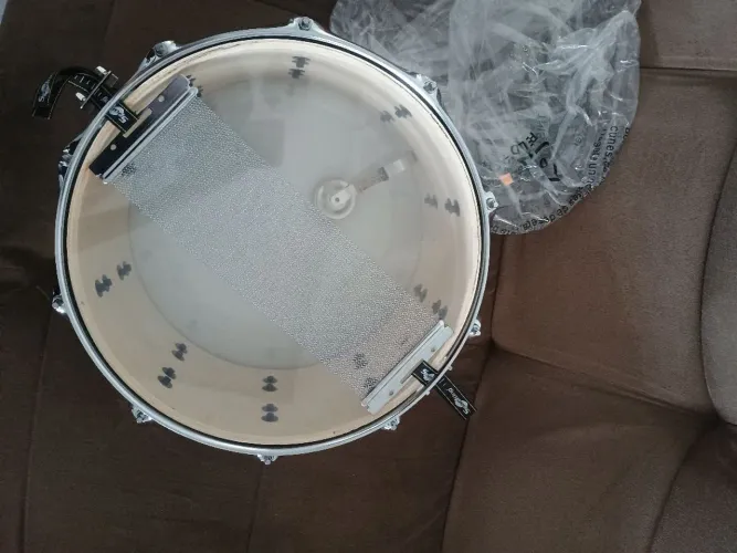 Caixa de bateria spanking worship