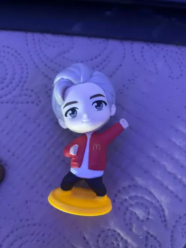 Boneco do bts