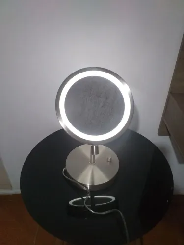 Espelho luminoso