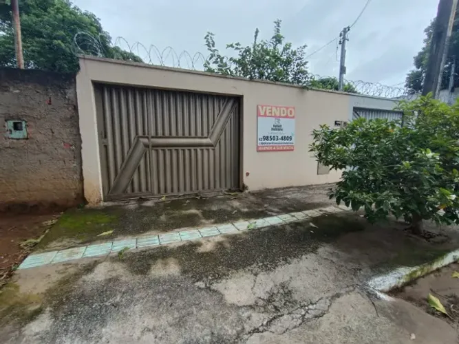 Casa 2 Quartos, Residencial Itaipu, Goiânia. 