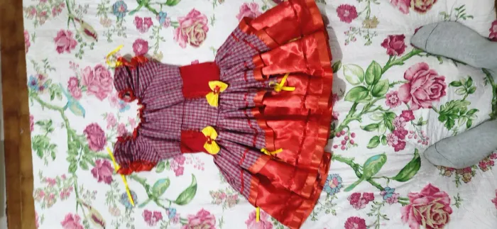 Vendo vestido de quadrilha infantil veste entre 9 e 10 anos