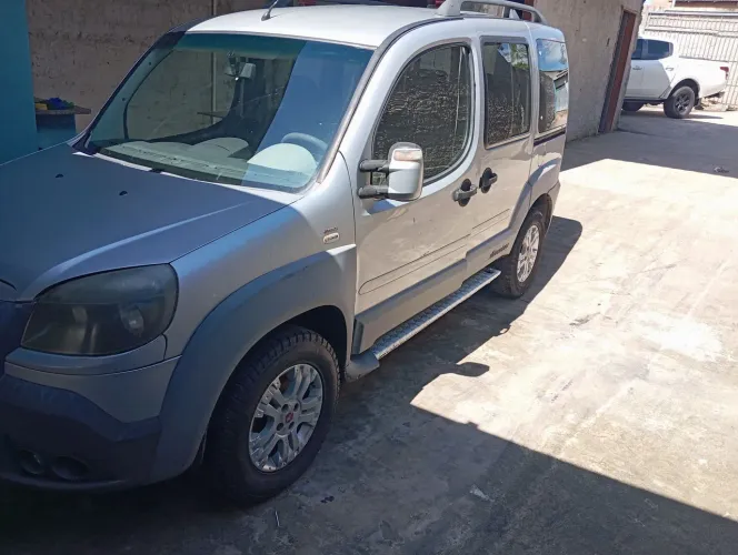 Fiat Doblo Adv/adv Tryon/locker 1.8 Flex 2011