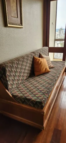Sofá-cama ortopédico com gavetões