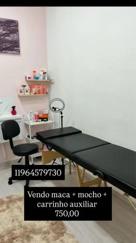 Vende se maca + mocho + carrinho auxiliar 