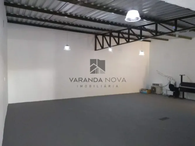 Salão Comercial 200m² com Escritório no Jardim Doutor Paulo Gomes