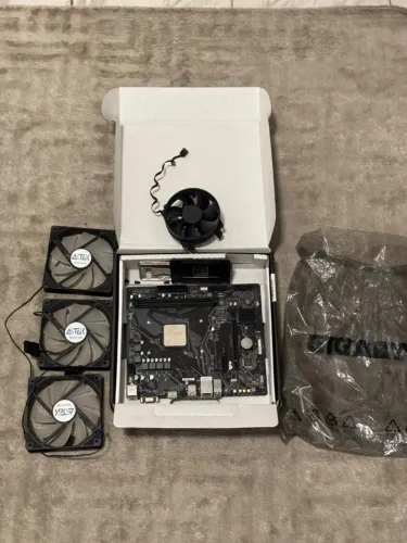 Placa Mãe A520M-K V2 GIGABYTE + AMD Ryzen 5 PRO 3600 + 3 VENTOINAS FANS