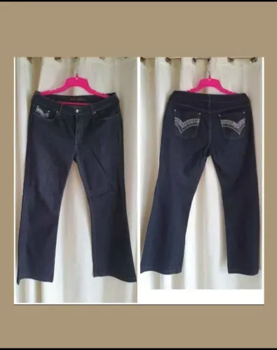 Calça Feminina de MARCA 46 DESAPEGO