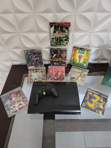 PlayStation 3 com 2 controles + jogos 