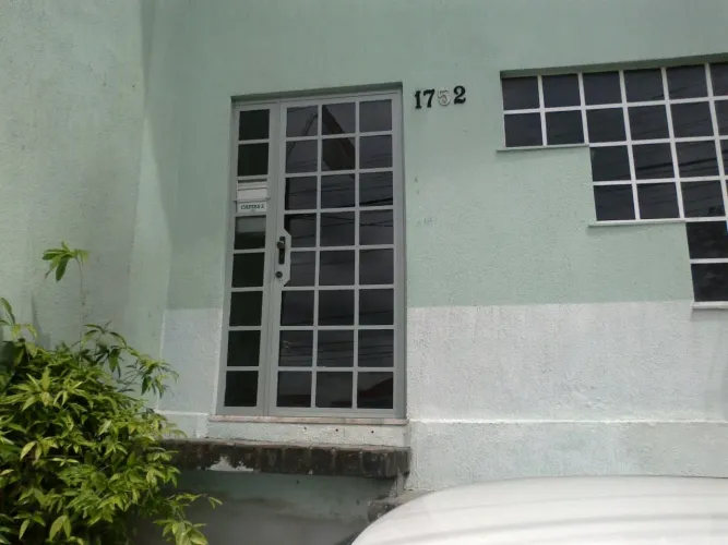 Alugo Apartamento a 60 metros da UEA da Cachoeirinha!