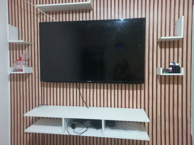 Tv Samsung, com Led quimada , os fone pega perfeitamente