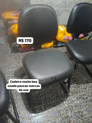 Cadeira usada, muito confortável