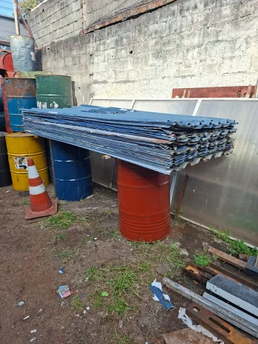 Telhas pra tapume