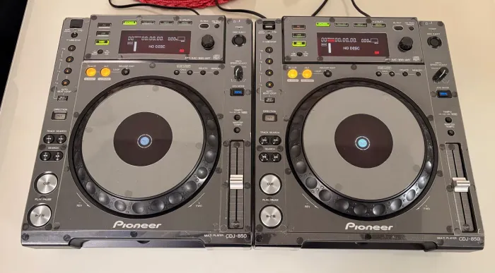 Equipamento para DJ: Original Pioneer CDJ 850 Perfeito estado! Parcelo no Cartão 18X 