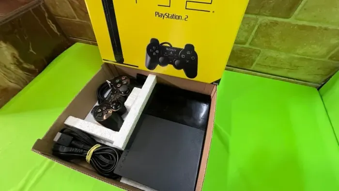 Videogame PlayStation 2 Slin para OPL + Caixa + Berço