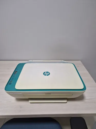 Impressora HP colorida