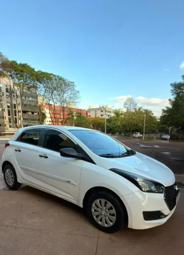 Hyundai HB20 Unique 1.0 Flex 12V Mec. 2019