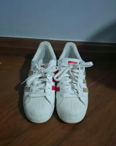 Tênis Adidas