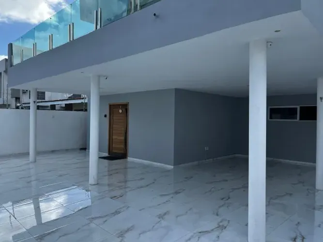 LOCAÇÃO POR TEMPORADA | CASA DE ALTO PADRÃO NO BESSA | PISCINA PRIVATIVA | SOLÁRIO COM VIS