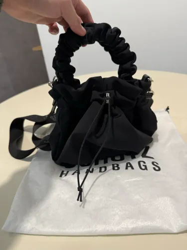 Bolsa Schutz
