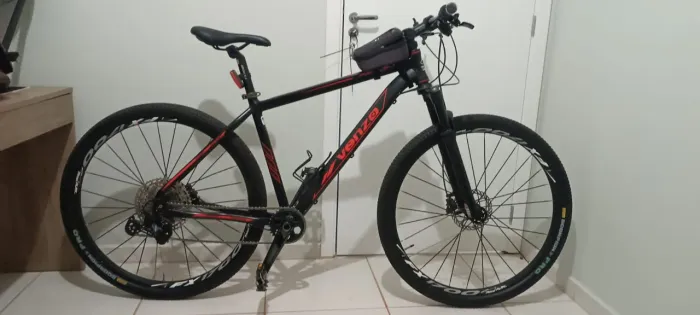 Bicicleta Aro 29 - 12v Deore
