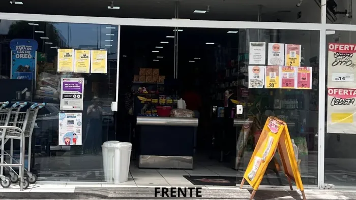 Mercado, açougue e padaria a venda Em Ferraz de Vasconcelos 200m2 Próximo ao hospital