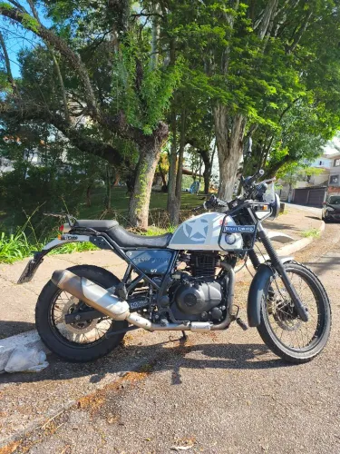 Royal Enfield Himalayan 411 2019