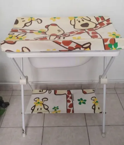 Banheira de bebê usada