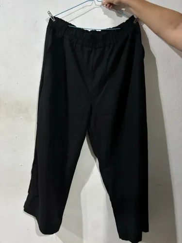 Calça Feminina Preta Pantalona Cintura com Elástico