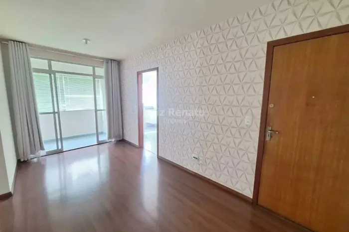 Apartamento à venda no bairro Sagrada Família