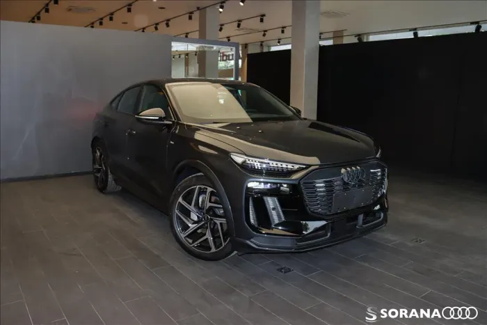 Audi E-Tron Performa. Black Aut. (elétrico) 2025