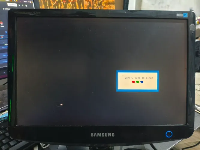 Monitor Samsung syncmaster 732 nw