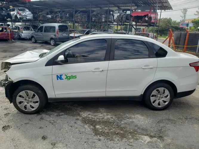 Sucata peças gran siena 1.4 tetra ful