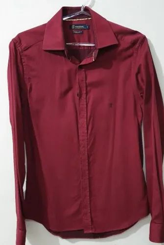 Camisa Individual em ótima condições 