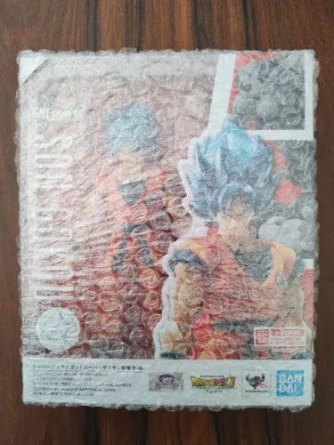 S.H. Figuarts Son Goku Super Sayan God Super Sayan (2.0)