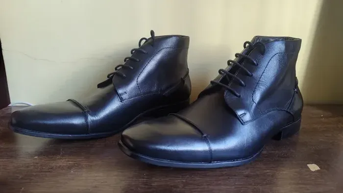 Bota coturno social Shoestock
